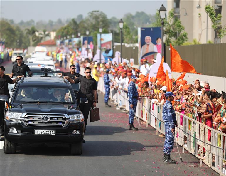 PM being welcomed by people at Silvassa, in Dadra and Nagar Haveli on April 25, 2023.