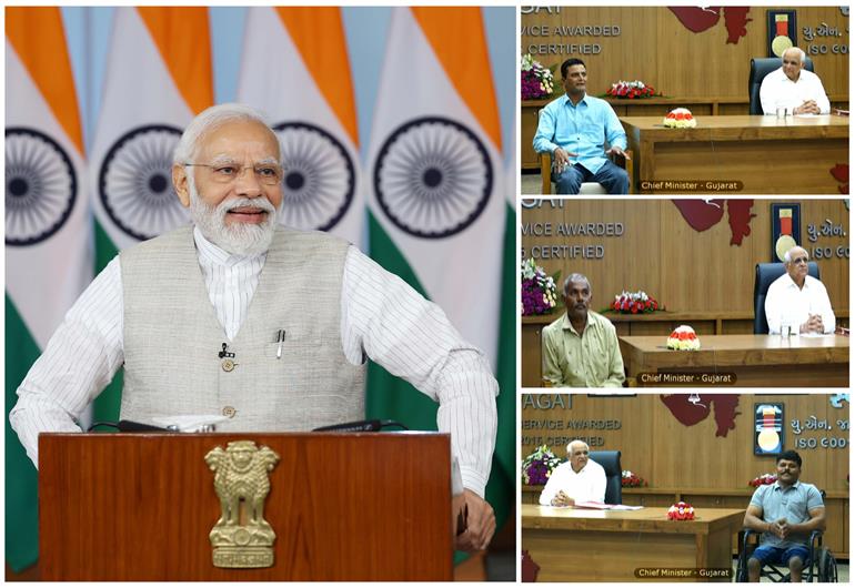 प्रधानमंत्री श्री नरेन्द्र मोदी 27 अप्रैल, 2023 को वीडियो कॉन्फ्रेंसिंग के माध्यम से गुजरात में स्वागत पहल के 20 साल पूरे होने के अवसर पर आयोजित कार्यक्रम को संबोधित करते हुए।