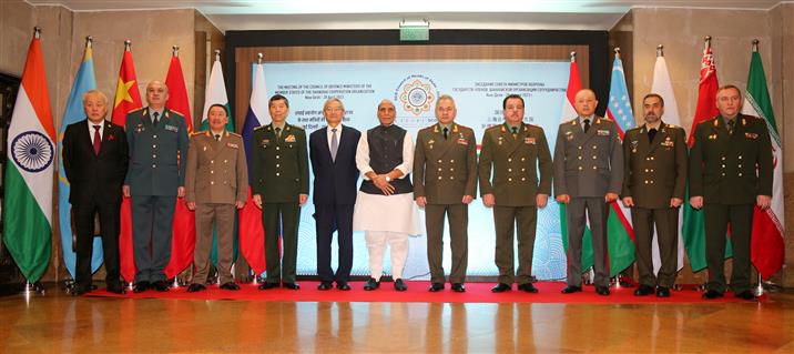 The Union Minister for Defence, Shri Rajnath Singh with Shanghai Cooperation Organisation (SCO) Defence Ministers, in New Delhi on April 28, 2023.