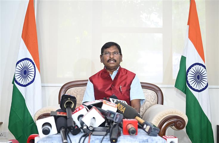 The Union Minister for Tribal Affairs, Shri Arjun Munda briefing the media at 9 Years Achievements of Government on ‘Rail Safety’, in New Delhi on August 09, 2023.