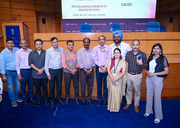 The Principal Director General, Sh. Rajesh Malhotra in a group photographs with the Senior officers and Staff of Press Information Bureau on the Celebration of his Remarkable Journey Superannuation in PIB at National Media Centre, in New Delhi on August 31, 2023.