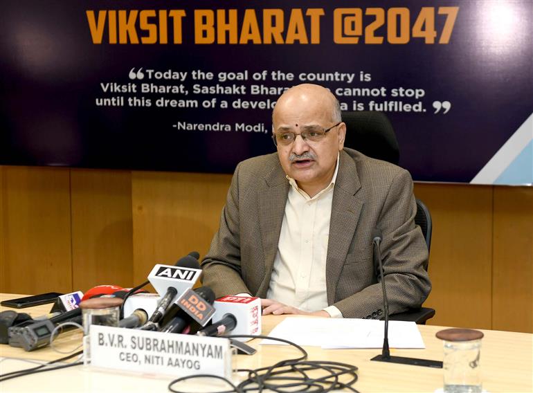 The Chief Executive Officer (CEO), NITI Aayog, Shri BVR Subrahmanyam Briefing the media on ‘Viksit Bharat@2047: Voice of Youth’ Workshop at Niti Bhawan, in New Delhi on December 10, 2023.