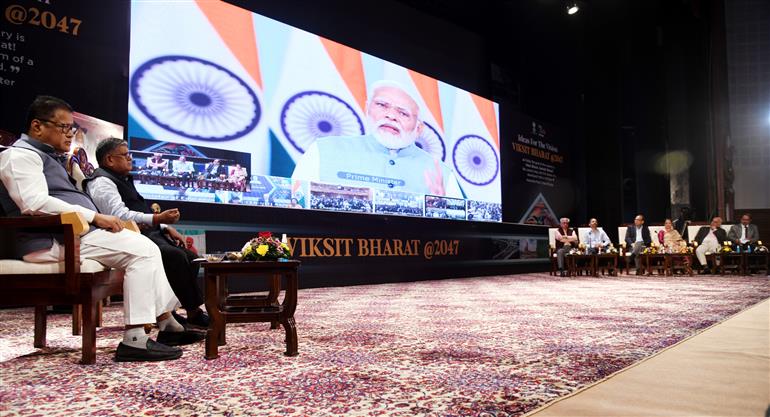 The Governor of Assam, Shri Gulab Chand Kataria and the Education Minister of Assam, Dr. Ranoj Pegu at the launch of Viksit Bharat @2047 virtually by Prime Minister at IIT, in Guwahati on December 11, 2023. 