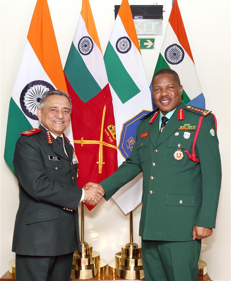 Chief of Defence Forces, Tanzania General Jacob John Mkunda calling on Chief of Defence Staff General Anil Chauhan, in New Delhi on December 18, 2023.
