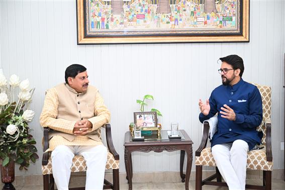 The Chief minister of Madhya Pradesh, Dr. Mohan Yadav called on the Union Minister for Information & Broadcasting, Youth Affairs and Sports, Shri Anurag Singh Thakur at his residence (22 Akabar Road), in New Delhi on December 24, 2023.