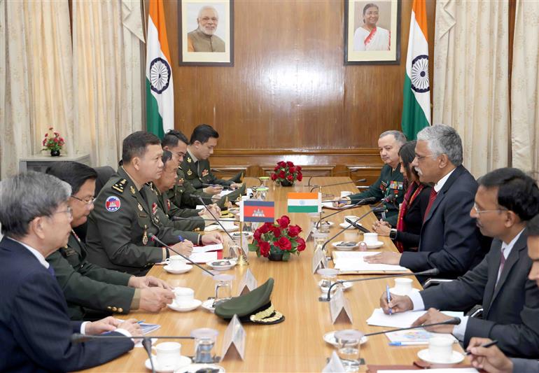 The Defence Secretary, Shri Giridhar Aramane meeting with the Deputy Commander in Chief, Royal Cambodian Armed Forces, Lt Gen Hun Manet, in New Delhi on February 03, 2023.