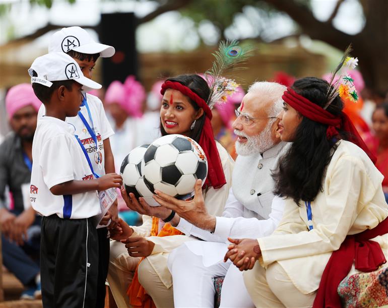 PM interacts with the tribal leaders, SHGs, PESA communities at Pakaria village in Shahdol, Madhya Pradesh on July 01, 2023.