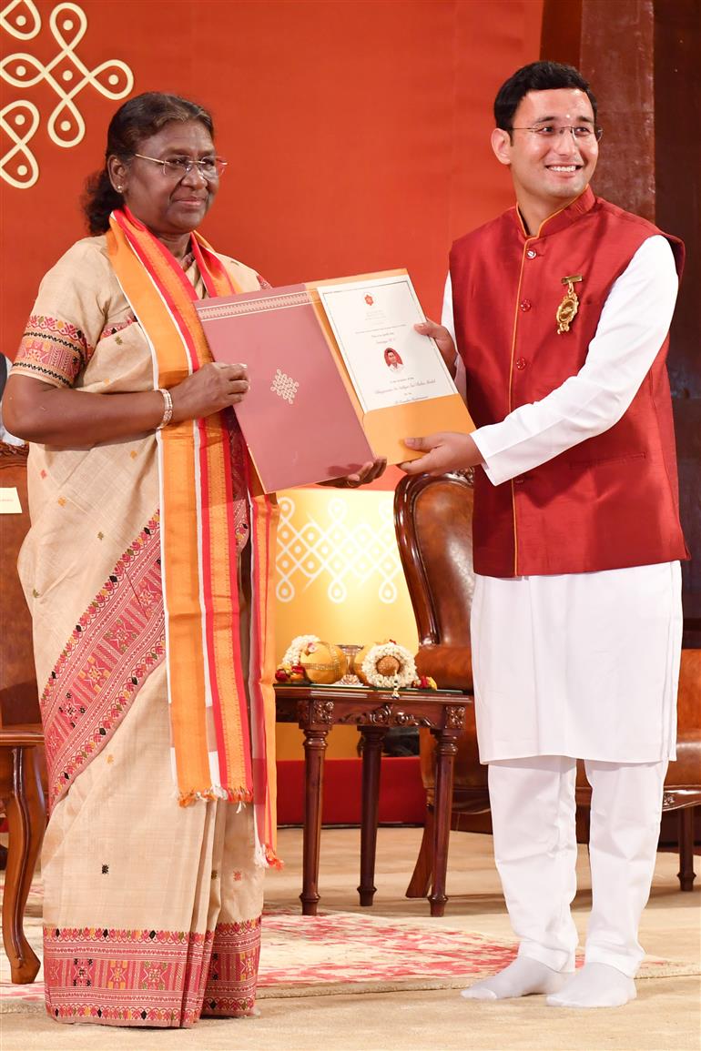 The President of India, Smt Droupadi Murmu graced the 2nd convocation of Sri Sathya Sai University for Human Excellence at Muddenahalli, in Karnataka on July 03, 2023.