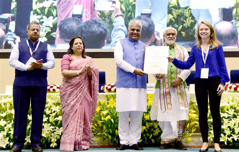 The Union Minister for Environment, Forest & Climate Change, Labour & Employment, Shri Bhupender Yadav and the Minister of State for Consumer Affairs, Food & Public Distribution, Environment, Forest and Climate Change, Shri Ashwini Kumar Choubey attend at World Environment Day celebrations, in New Delhi on June 05, 2023.