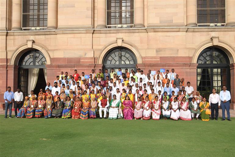  The President of India, Smt Droupadi Murmu in a group photograph with the members of 75 Particularly Vulnerable Tribal Groups (PVTGs) from various States and Union Territories at Rashtrapati Bhavan, in New Delhi on June 12, 2023.