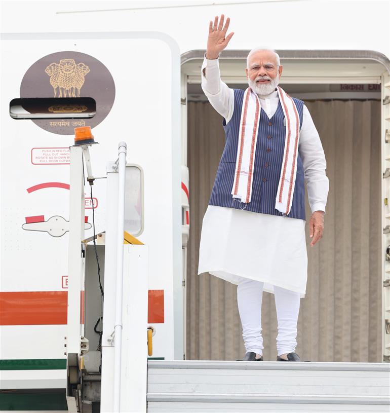 प्रधानमंत्री श्री नरेन्द्र मोदी 20 जून, 2023 को नई दिल्ली से अपनी अमेरिका यात्रा के लिए रवाना हुए।:Prime Minister's Office प्रधानमंत्री श्री नरेन्द्र मोदी 20 जून, 2023 को नई दिल्ली से अपनी अमेरिका यात्रा के लिए रवाना हुए।:Prime Minister