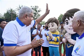 The Vice President and Chairman of Rajya Sabha, Shri Jagdeep Dhankhar attends the 9th International Day of Yoga 2023 celebrations at Jabalpur, in Madhya Pradesh on June 21, 2023.:Vice President
