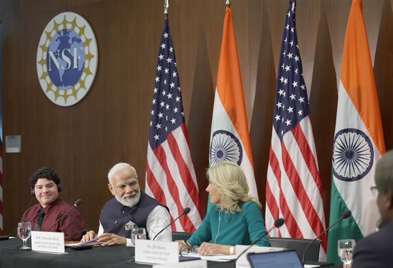 प्रधानमंत्री श्री नरेन्द्र मोदी ने 21 जून, 2023 वाशिंगटन डीसी, अमेरिका स्थित नेशनल साइंस फाउंडेशन में स्किलिंग फॉर फ्यूचर कार्यक्रम में शिरकत की।:Prime Minister's Office प्रधानमंत्री श्री नरेन्द्र मोदी ने 21 जून, 2023 वाशिंगटन डीसी, अमेरिका स्थित नेशनल साइंस फाउंडेशन में स्किलिंग फॉर फ्यूचर कार्यक्रम में शिरकत की।:Prime Minister