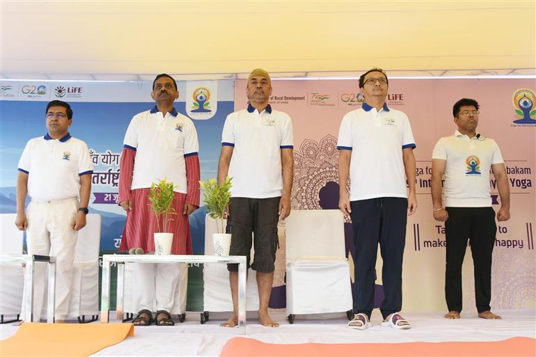 The Secretary, Ministry of Rural Development, Shri Shailesh Kumar Singh attends the 9th International Day of Yoga 2023 celebration at Krishi Bhawan, in New Delhi on June 21, 2023.:Ministry of Rural Development