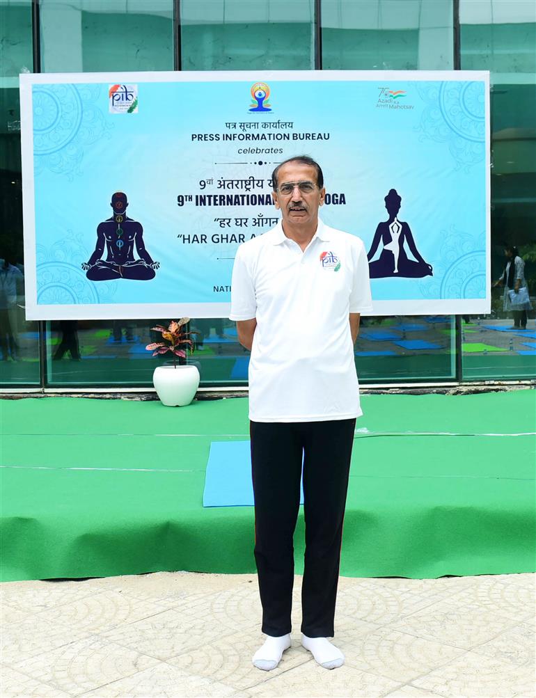 The Principal Director General, Mr. Rajesh Malhotra lead Senior officers and Staff of Press Information Bureau performs yoga on the occasion of 9th International Day of Yoga 2023 celebrations at National Media Centre, in New Delhi on June 21, 2023.:Ministry of Information & Broadcasting