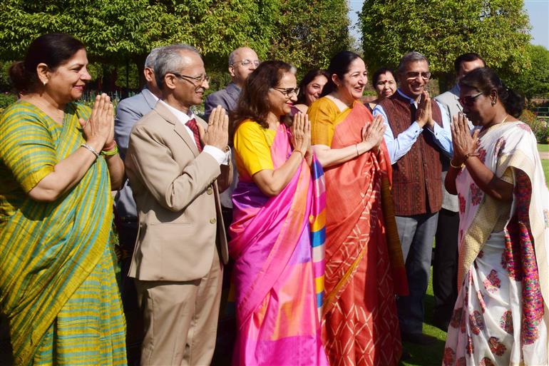 The Chief Justice of Delhi High Court, Justice Satish Chandra Sharma & the Judges of the High Court of Delhi visit the Amrit Udyan on a special invitation by the President, Smt. Droupadi Murmu, in Rashtrapati Bhavan on March 5, 2023.