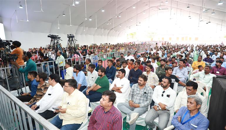 Gathering at the foundation stone laying various development projects, in Kalol, Gujarat on March 18, 2023. The Union Minister for Home Affairs and Cooperation, Shri Amit Shah addressing on the occasion.