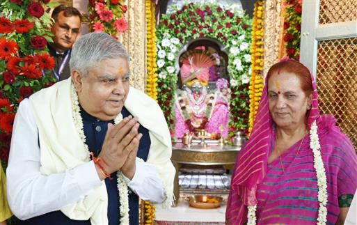 The Vice President, Shri Jagdeep Dhankhar and Dr. Sudesh Dhankhar offering prayers at Brahma Temple, Pushkar, in Rajasthan on May 14, 2023.