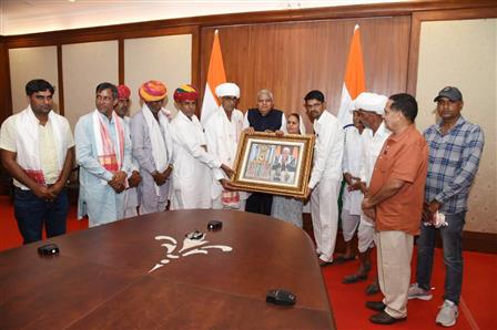 The Vice President, Shri Jagdeep Dhankhar meeting with farmer Ramu Lal Ji Bhamu and his family members from Dudu, Rajasthan along with Trustees of Shri Dhanna Bhagat Mandir at Parliament House Complex, in New Delhi on November 01, 2023.