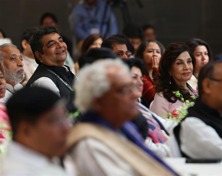 04 नवंबर, 2023 को नई दिल्ली में 21वें हिंदुस्तान टाइम्स लीडरशिप समिट 2023 में उपस्थित लोग। इस अवसर पर प्रधानमंत्री श्री नरेन्द्र मोदी ने संबोधित किया।