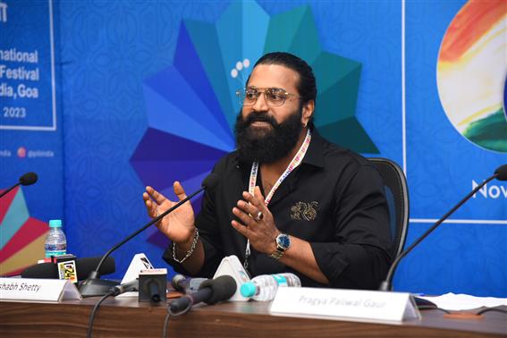 Rishabh Shetty, actor and director of feature film “Kantara” addressing a press conference held by PIB at the 54th IFFI, in Goa on November 28, 2023.