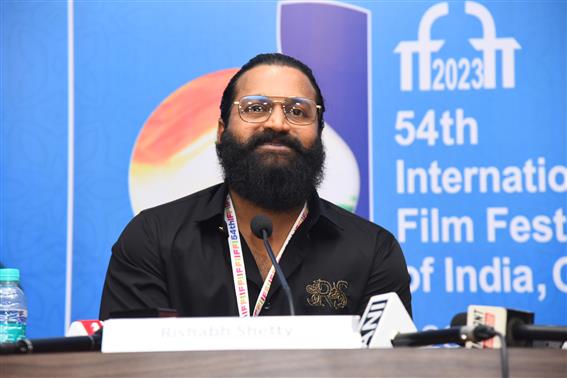 Rishabh Shetty, actor and director of feature film “Kantara” addressing a press conference held by PIB at the 54th IFFI, in Goa on November 28, 2023.