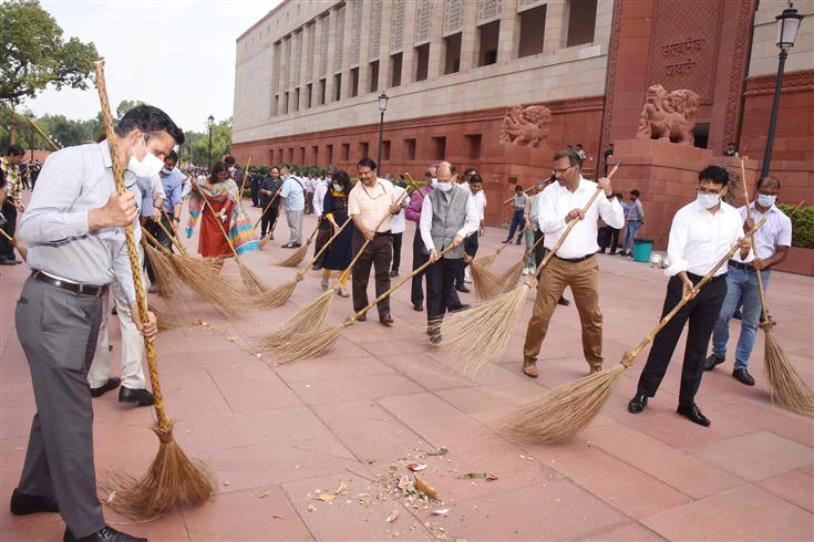 Glimpses of mass cleanliness drive on Swachchta Pakhwada under Swachchta hi Seva campaign in the remembering the inspirations of Father of the Nation Mahatma Gandhi at Parliament House Complex, in New Delhi on October 01, 2023.