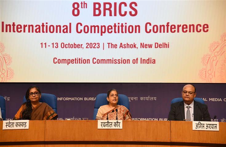 The Chairperson, Competition Commission of India, Smt. Ravneet Kaur addressing the media at the Curtain Raiser event of upcoming 8th BRICS International Competition Conference during 11th – 13th Oct, in New Delhi on October 10, 2023.