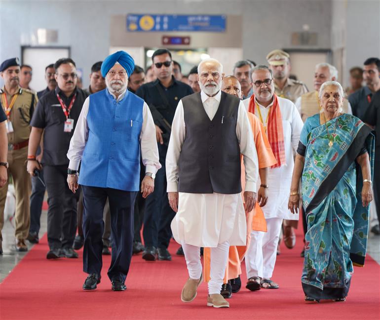 PM arrives at Sahibabad RapidX Station, in Uttar Pradesh on October 20, 2023.