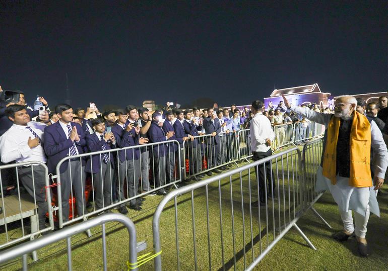प्रधानमंत्री श्री नरेन्द्र मोदी ने 21 अक्टूबर, 2023 को मध्य प्रदेश के ग्वालियर में ‘सिंधिया स्कूल’ के 125वें संस्थापक दिवस के उपलक्ष्य में आयोजित कार्यक्रम में शिरकत की।