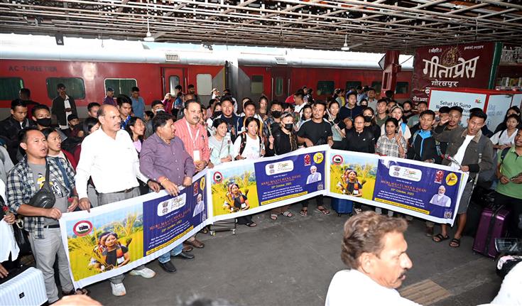 Meri Maati Mera Desh 2023 Amrit Kalash Yatra Delegation from Meghalaya and Nagaland arrive at New Delhi Railway Station, in New Delhi on October 27, 2023.