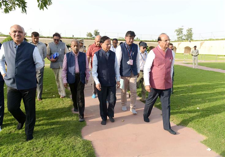 The Principal Secretary to Prime Minister, Shri Pramod Kumar Mishra along with the Lieutenant Governor of Delhi, Shri Vinai Kumar Saxena took stock of preparations and cleanliness prior to the upcoming G20 summit during his inspection to Rajghat, in New Delhi on September 03, 2023.