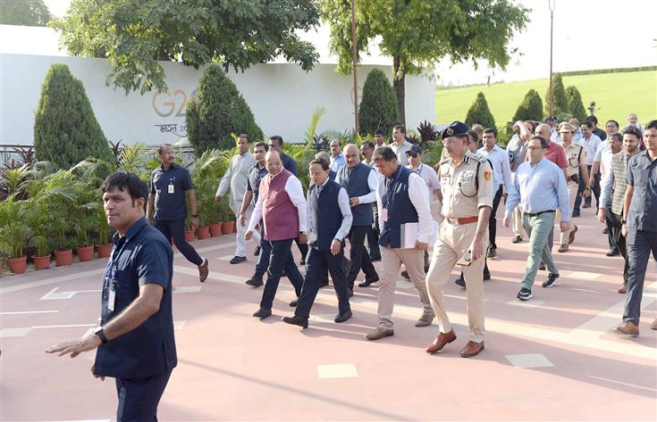 The Principal Secretary to Prime Minister, Shri Pramod Kumar Mishra along with the Lieutenant Governor of Delhi, Shri Vinai Kumar Saxena took stock of preparations and cleanliness prior to the upcoming G20 summit during his inspection to Rajghat, in New Delhi on September 03, 2023.