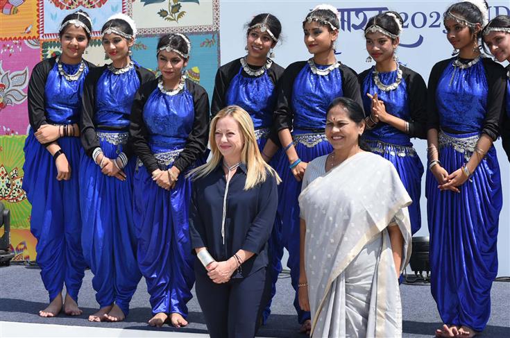 The Prime Minister of Italy, Ms. Giorgia Meloni receives warm welcome by the Union Minister of State for Agriculture & Farmers’ Welfare, Smt. Shobha Karandlaje on her arrival for the G20 Summit at Palam Airforce Airport, in New Delhi on September 08, 2023.
