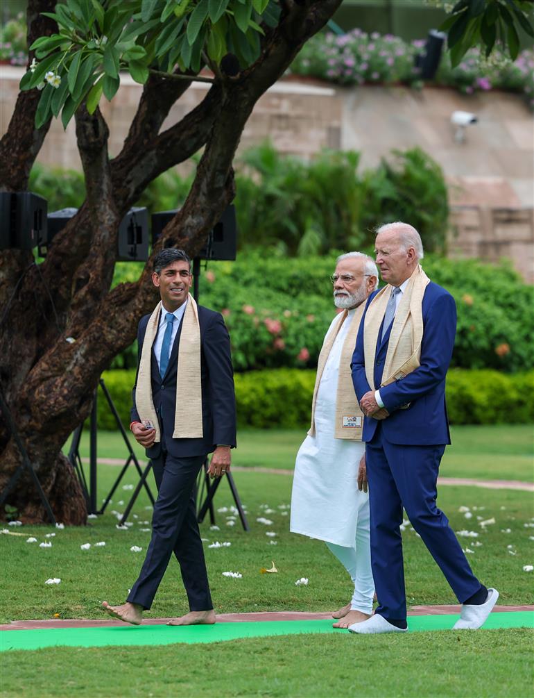 PM and G20 leaders arrive the Samadhi of Mahatma Gandhi at Rajghat, in New Delhi on September 10, 2023.