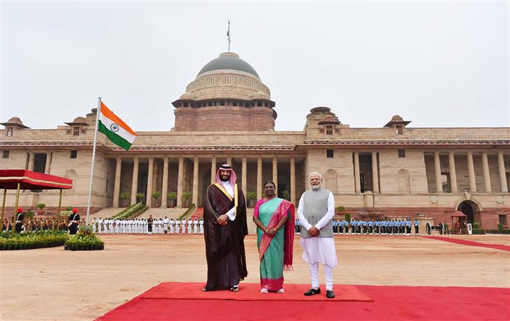 The President of India, Smt. Droupadi Murmu and PM attend the Ceremonial Reception of the Crown Prince and the Prime Minister of Saudi Arabia Mohammed bin Salman bin Abdulaziz Al Saud at Rashtrapati Bhawan, in New Delhi on September 11, 2023.