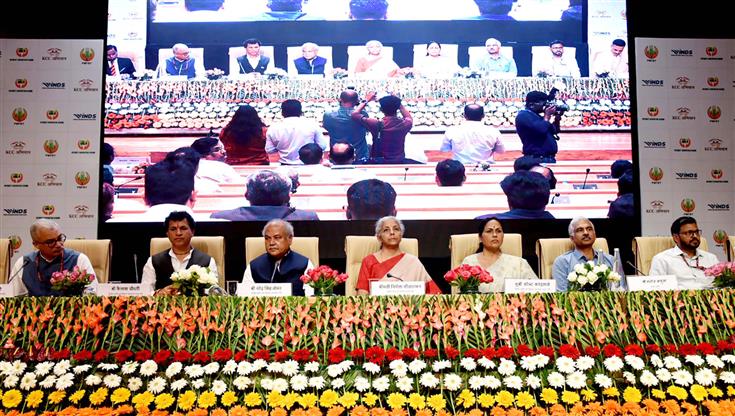 The Union Minister for Finance and Corporate Affairs, Smt. Nirmala Sitharaman at the launch of Ghar Ghar KCC Abhiyan, Kisan Rin Portal and Weather Information Network Data Systems (WINDS) manual, in New Delhi on September 19, 2023. The Union Minister for Agriculture and Farmers Welfare, Shri Narendra Singh Tomar is also present.