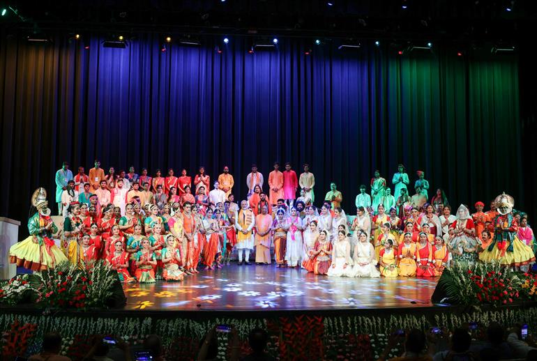 PM attends the closing ceremony of Kashi Sansad Sanskritik Mahotsav 2023 at Rudraksh International Cooperation and Convention Centre (Varanasi), in Uttar Pradesh on September 23, 2023.