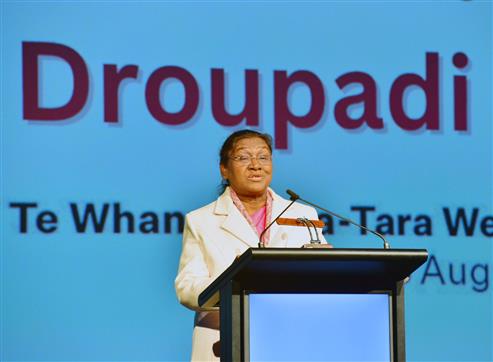 The President of India, Smt Droupadi Murmu addressing the New Zealand International Education Conference (NZIEC) at Wellington, in New Zealand on August 08, 2024.