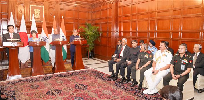 केंद्रीय रक्षा मंत्री श्री राजनाथ सिंह और केंद्रीय विदेश मंत्री डॉ. सुब्रह्मण्यम जयशंकर ने 20 अगस्त, 2024 को नई दिल्ली में भारत-जापान 2+2 मंत्रिस्तरीय वार्ता के तीसरे संस्करण के बाद अपने जापानी समकक्षों, रक्षा मंत्री श्री किहारा मिनोरू और विदेश मंत्री सुश्री योको कामिकावा के साथ संयुक्त प्रेस वक्तव्य की सह-अध्यक्षता की।