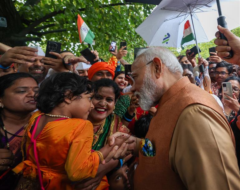 PM being welcomed by Indian Diaspora at Warsaw, in Poland on August 21, 2024.