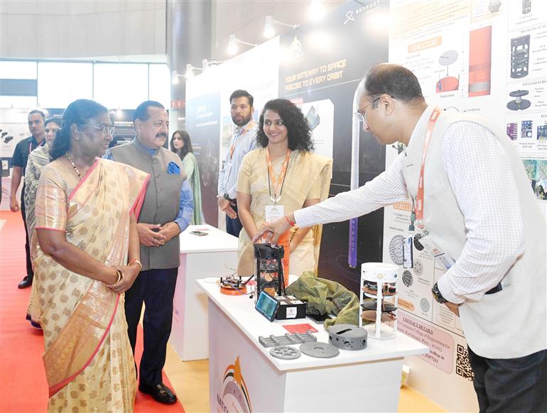  The President of India, Smt. Droupadi Murmu took a walkthrough of exhibition showcased on the India’s First National Space Day - 2024 celebrations at Bharat Mandapam, in New Delhi on August 23, 2024. 