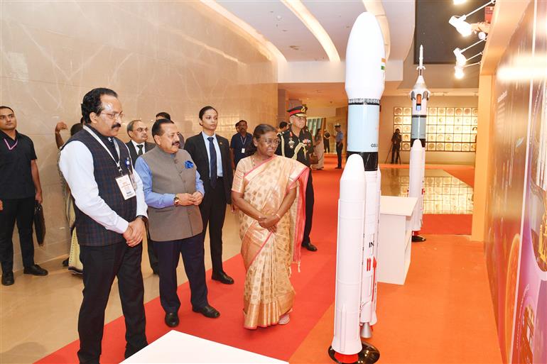  The President of India, Smt. Droupadi Murmu took a walkthrough of exhibition showcased on the India’s First National Space Day - 2024 celebrations at Bharat Mandapam, in New Delhi on August 23, 2024. 