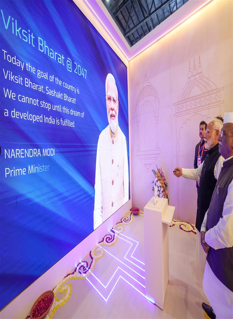 PM attends Exhibition of Rising Rajasthan Global Investment Summit 2024 in Jaipur, Rajasthan on December 09, 2024.