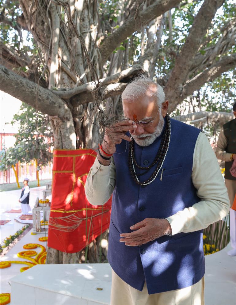 PM performs pooja at Akshay Vata Vriksh, in Prayagraj, Uttar Pradesh on December 13, 2024.