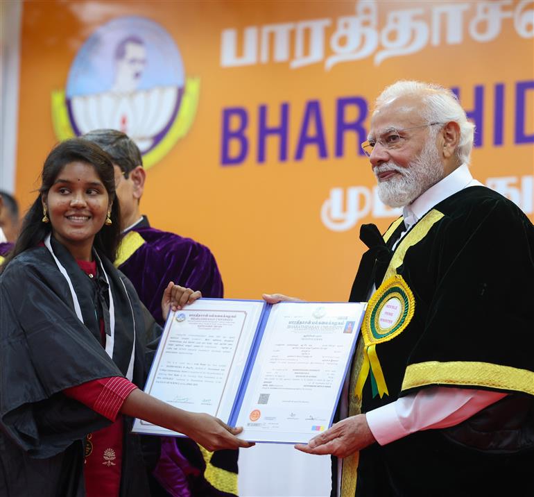 PM attends 38th Convocation Ceremony of Bharathidasan University at Tiruchirappalli, in Tamil Nadu on January 02, 2024.