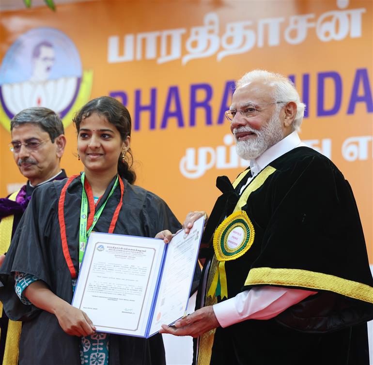 PM attends 38th Convocation Ceremony of Bharathidasan University at Tiruchirappalli, in Tamil Nadu on January 02, 2024.