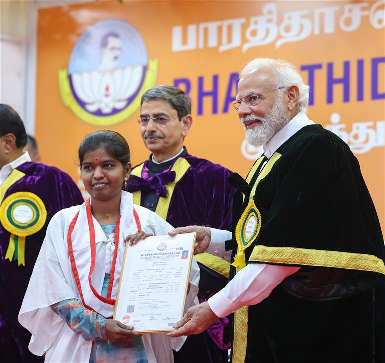 PM attends 38th Convocation Ceremony of Bharathidasan University at Tiruchirappalli, in Tamil Nadu on January 02, 2024.