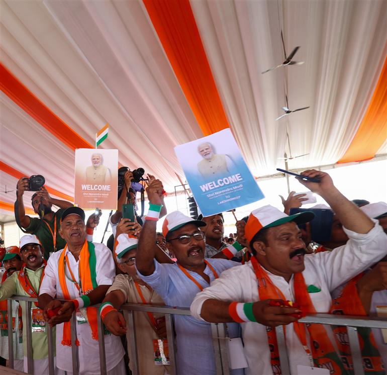 PM receives warm welcome by people at Kavaratti, in Lakshadweep on January 03, 2024.