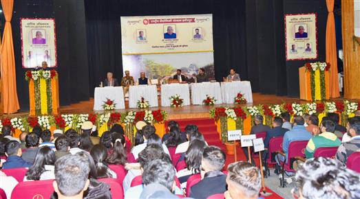 The Vice President and Chairman, Rajya Sabha, Shri Jagdeep Dhankhar interacting with the students & faculty members of NIT at Hamirpur, in Himachal Pradesh on January 06, 2024.